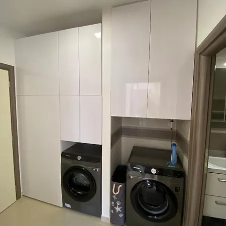 Grandpa Garo Apartment