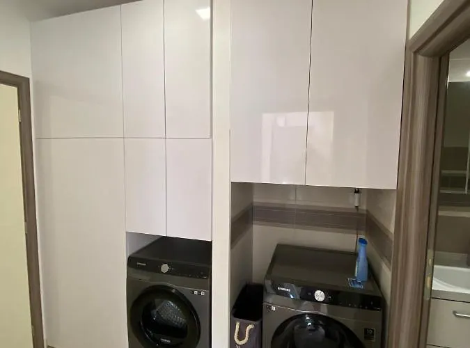 Grandpa Garo Lejlighed